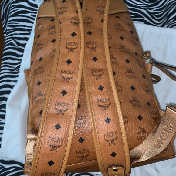 AUTHENTIC
